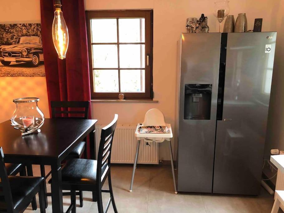 Willkommen Im Casa Felice, Der Wohlfuehl Oase Mit Balkon, 4 Betten Und Homeoffice Platz Aidlingen Esterno foto