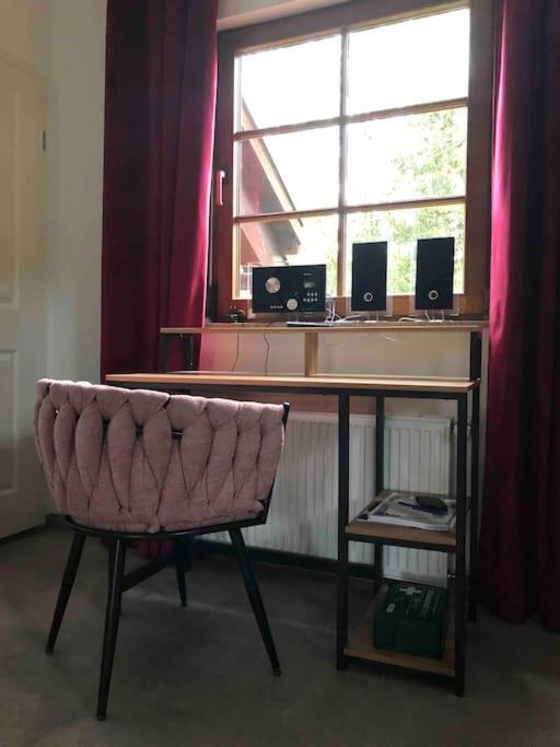 Willkommen Im Casa Felice, Der Wohlfuehl Oase Mit Balkon, 4 Betten Und Homeoffice Platz Aidlingen Esterno foto
