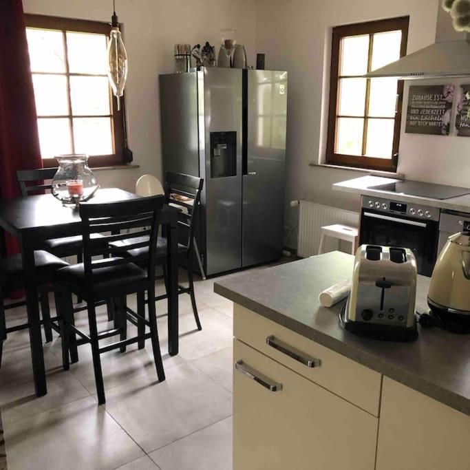 Willkommen Im Casa Felice, Der Wohlfuehl Oase Mit Balkon, 4 Betten Und Homeoffice Platz Aidlingen Esterno foto