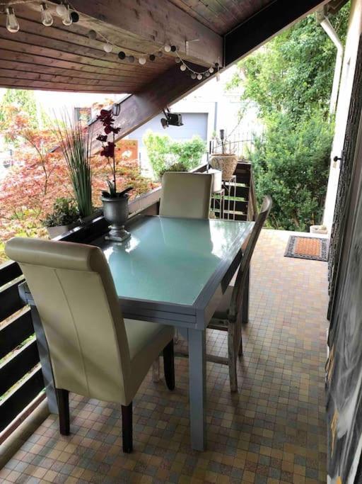 Willkommen Im Casa Felice, Der Wohlfuehl Oase Mit Balkon, 4 Betten Und Homeoffice Platz Aidlingen Esterno foto
