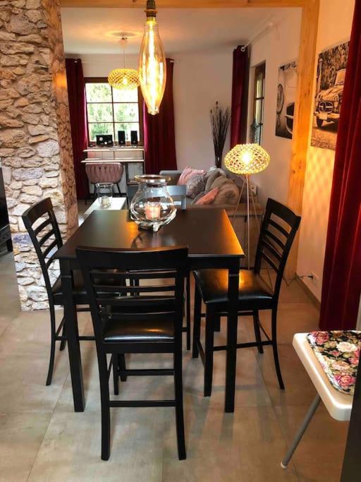 Willkommen Im Casa Felice, Der Wohlfuehl Oase Mit Balkon, 4 Betten Und Homeoffice Platz Aidlingen Esterno foto